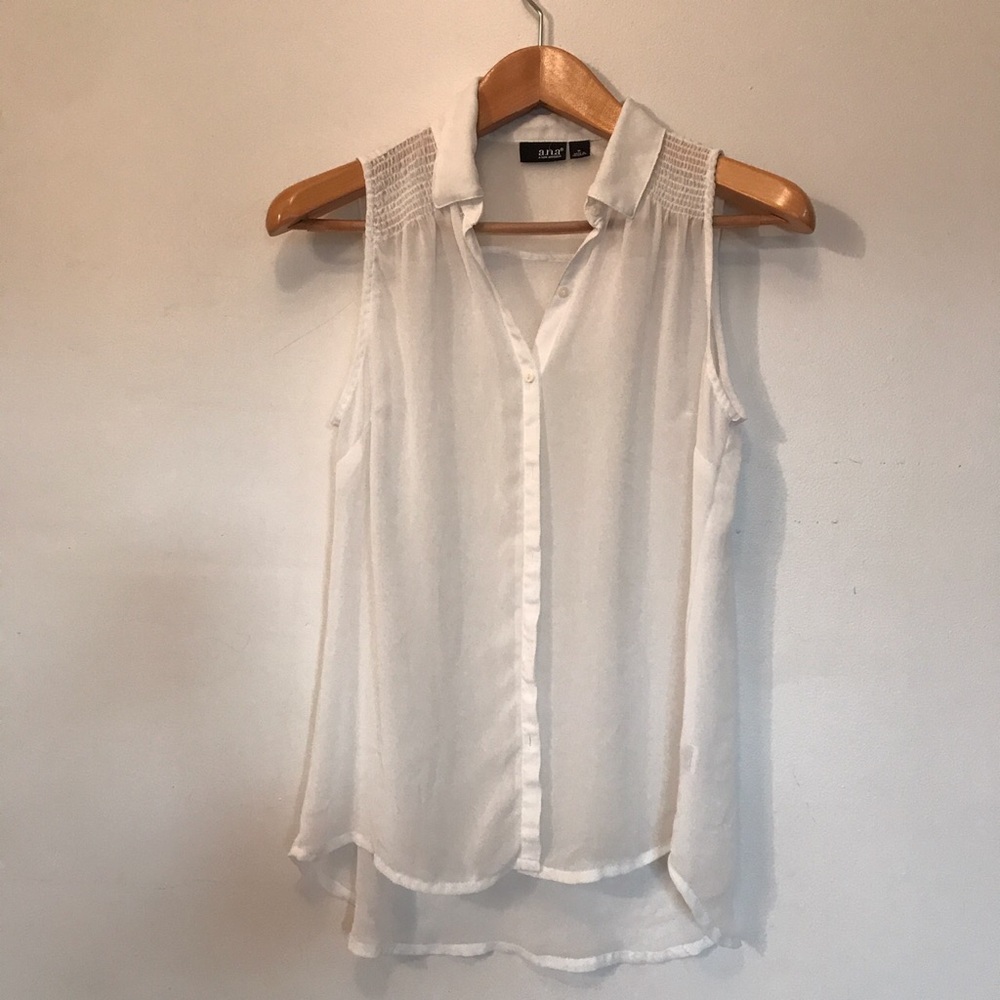 Sleeveless Blouse
